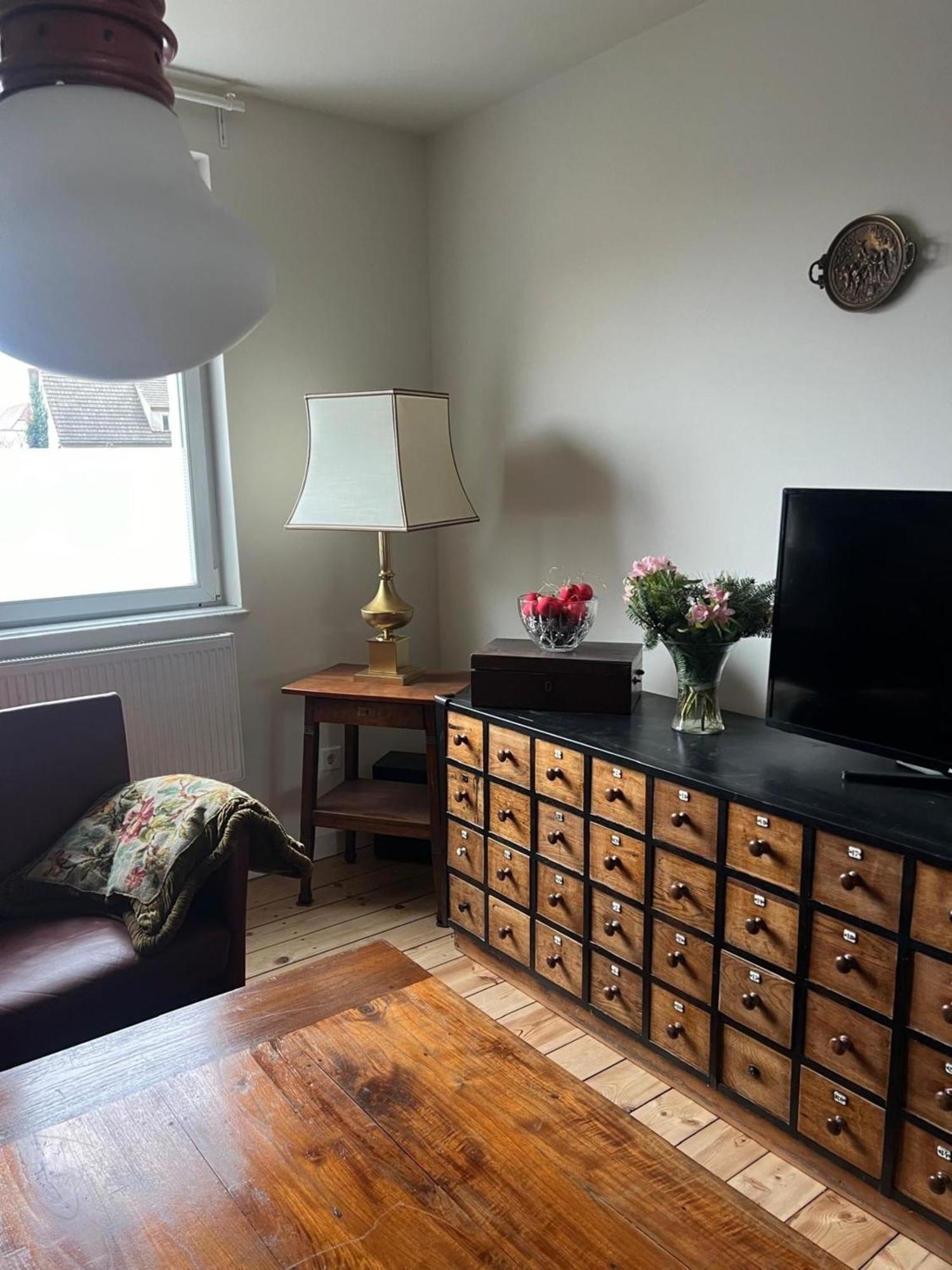 Antike Wohnmoeglichkeit Kurz Und Langfristig 100Qm Erdgeschoss Apartment Lauchhammer Ngoại thất bức ảnh